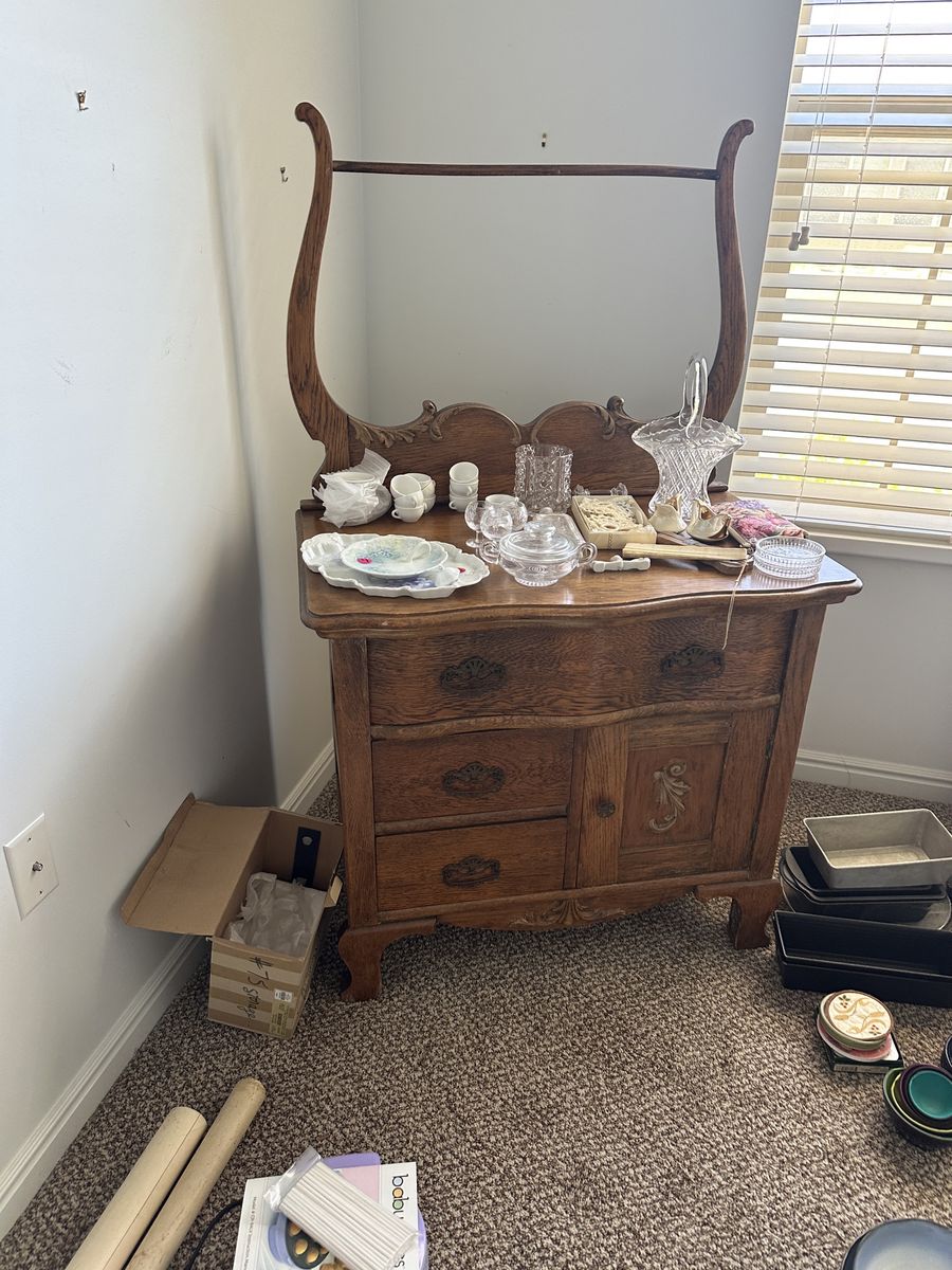 Main image 3