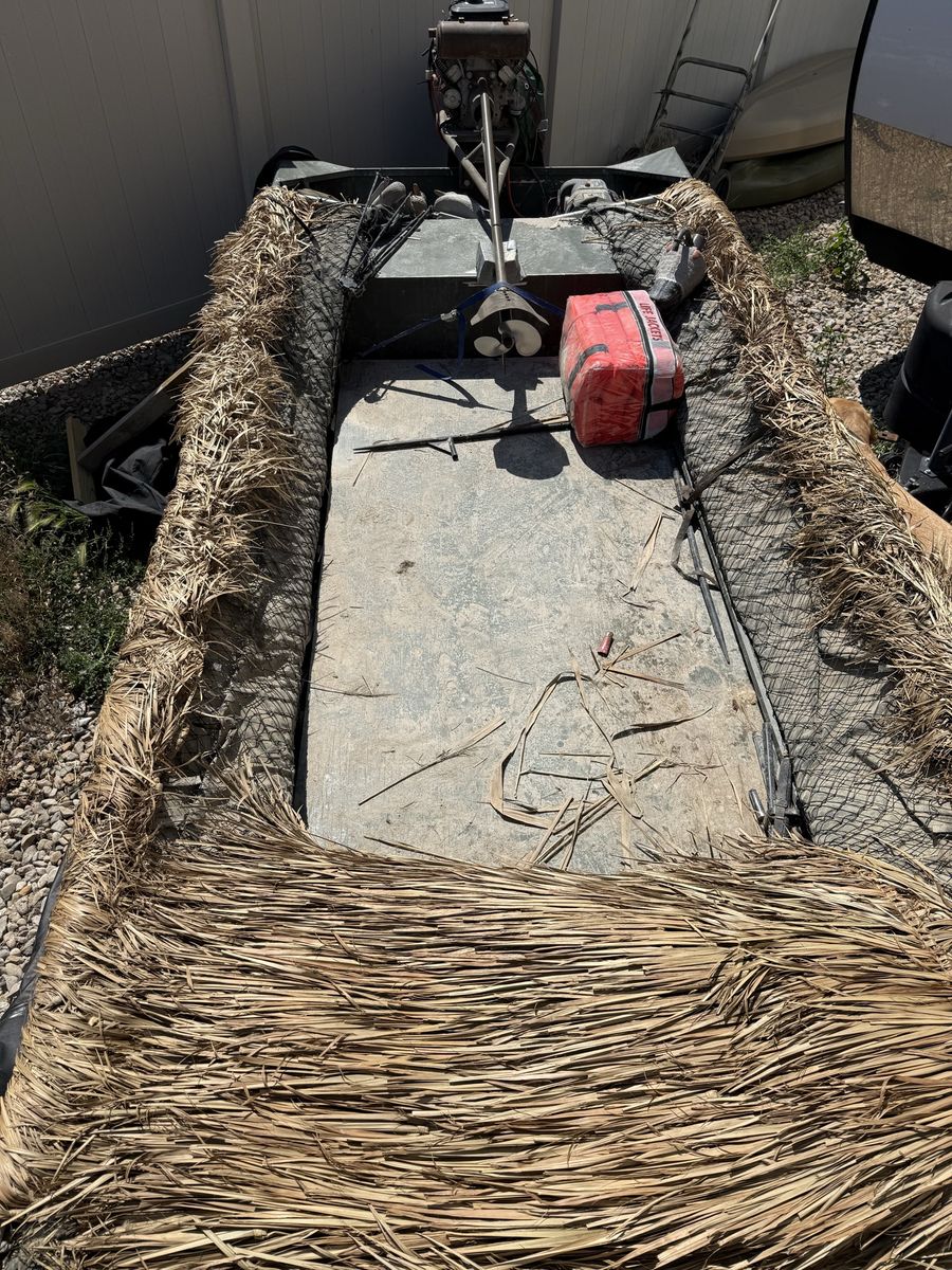 Backwater 23HP Vanguard Mud Motor & Duck Boat Hunting Rig