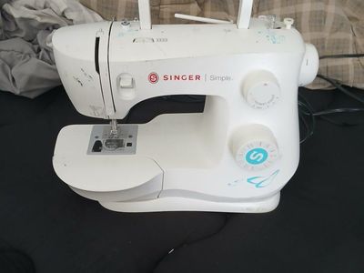 singer simple sewing machine