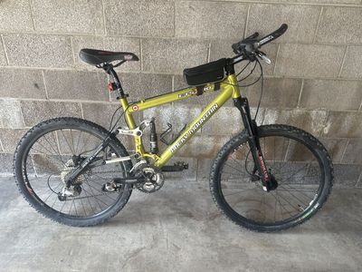 2006 Rocky Mountain ETSX-10 Full Suspension Mountain Bike - Green