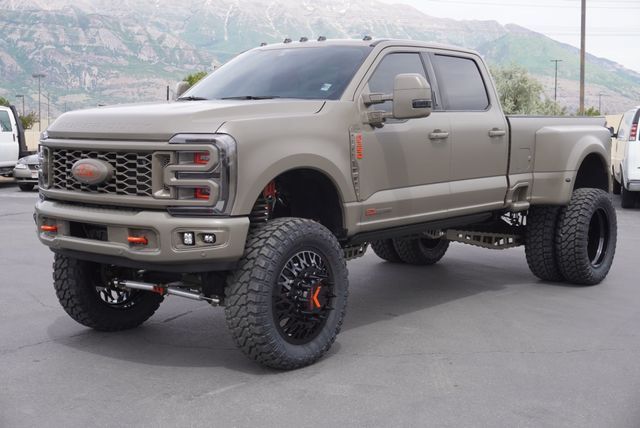 2026 Ford F-350 Platinum