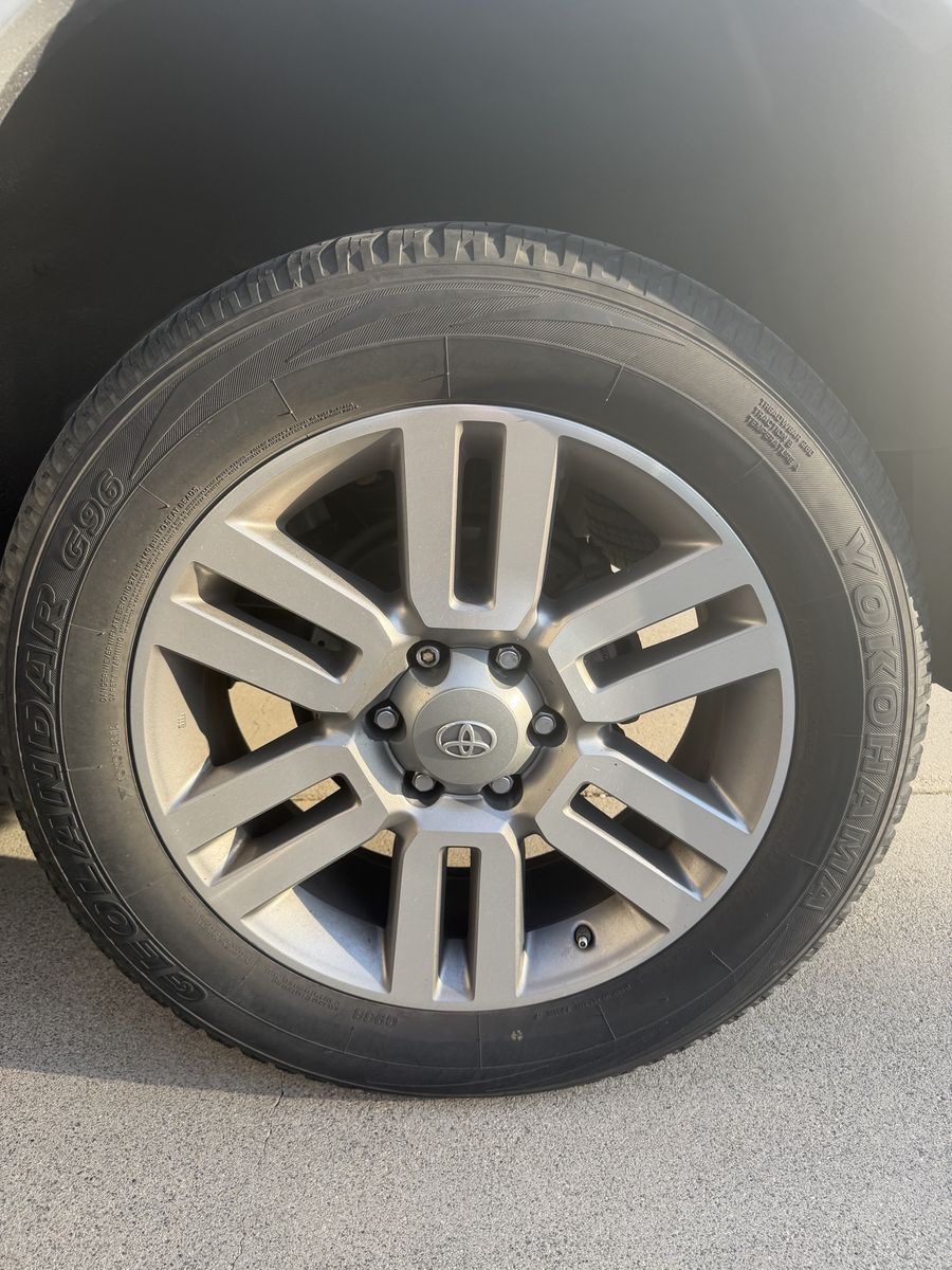 Toyota 4Runner Limited OEM Wheels & Tires (2010-2024)