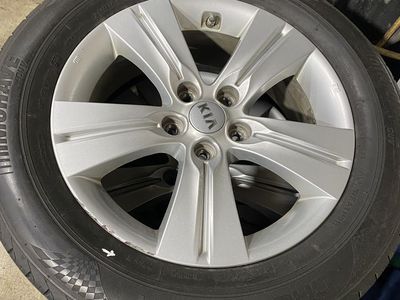 Tires and Rims Kia Sportage 225 65 17
