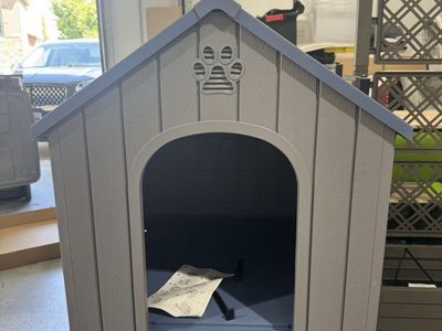 New Outdoor Plastic Dog House - All-Weather Pet Shelter, Easy Assembly, Grey/Blue