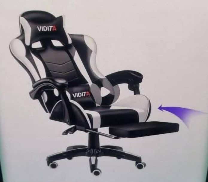 BRAND NEW IN BOX ( BLACK AND WHITE) GAMING CHAIR