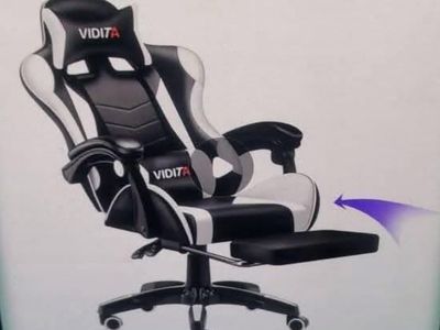 BRAND NEW IN BOX ( BLACK AND WHITE) GAMING CHAIR