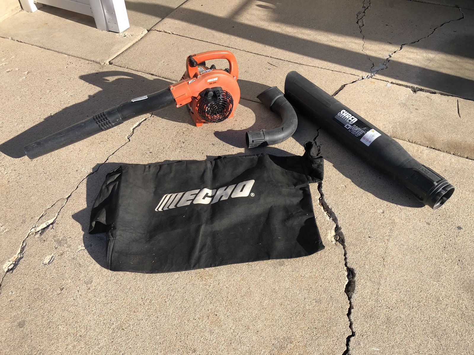 Echo ES-250 Shred 'N' Vac Gas Leaf Blower and Vacuum with Bag