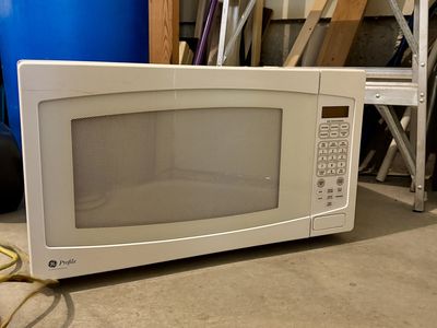 GE Countertop Microwave