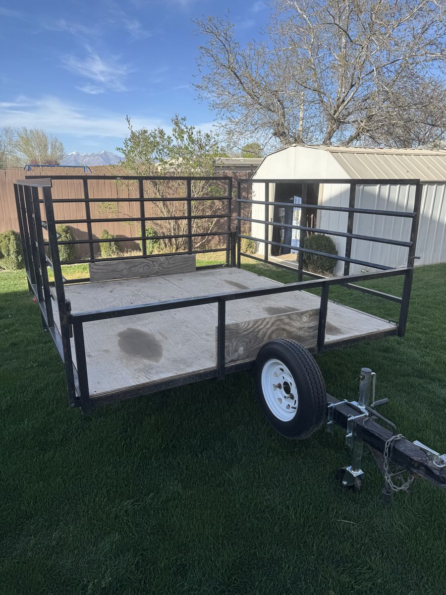 Utility Trailer 8' x 8'