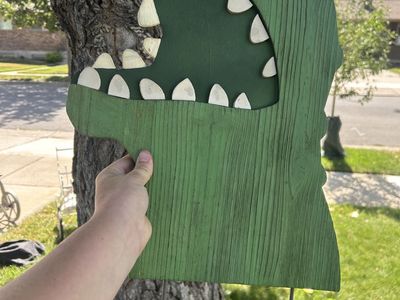 Wooden dinosaur hanger with 2 hooks