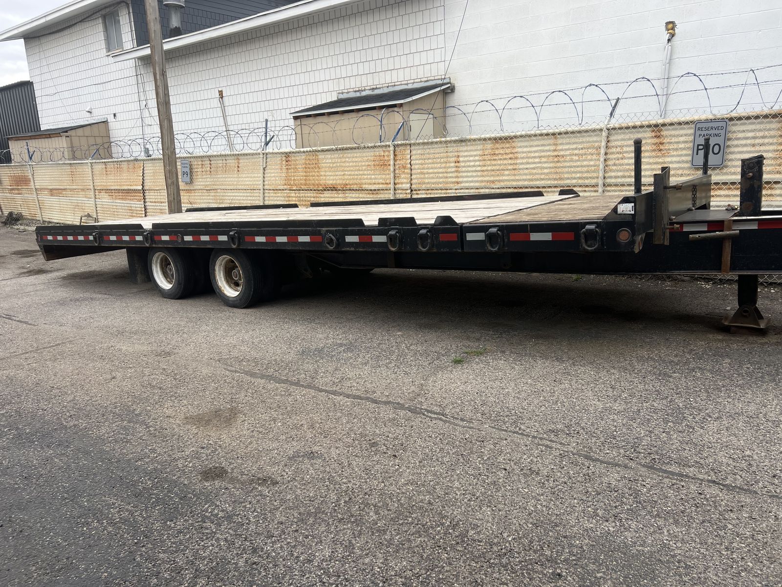 23 Ton Trailmaster Tilt Trailer