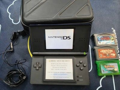 Nintendo DS Lite Console Black Bundle