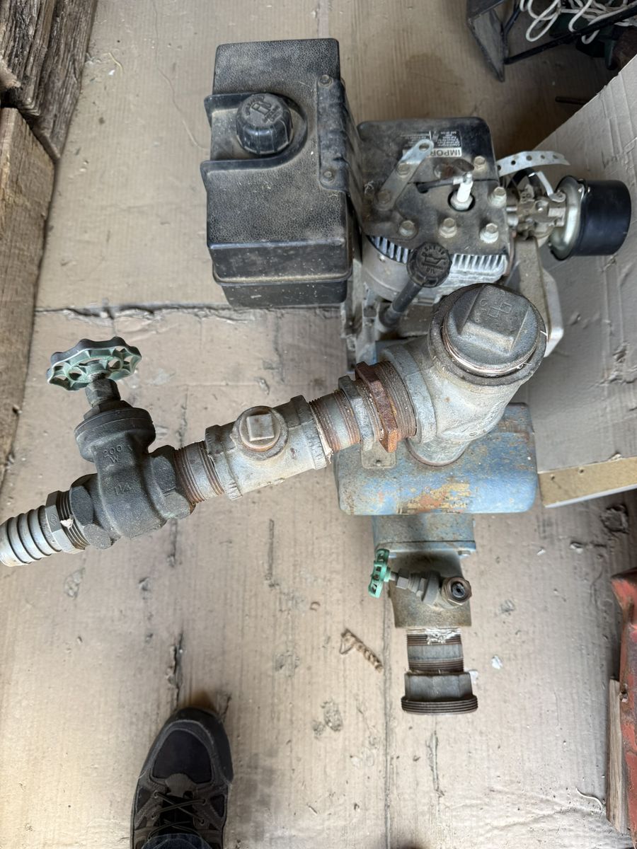 Tecumseh Choremaster 5.0HP Gas Powered Water Pump - Industrial Equipment