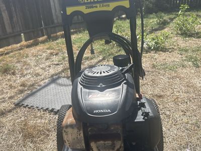 Pressure washer