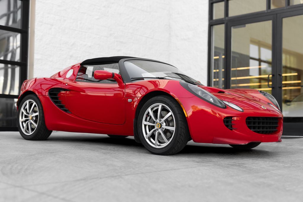 2005 Lotus Elise 