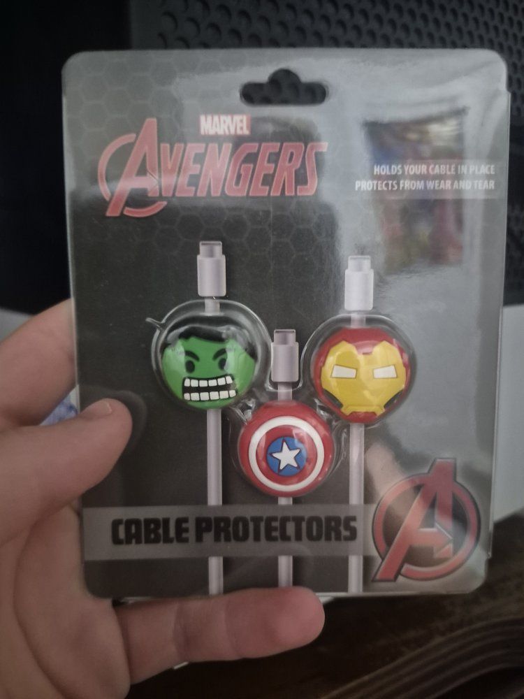 Marvel Avengers Cable Protectors Set 3 Pack Hulk Iron Man Captain America