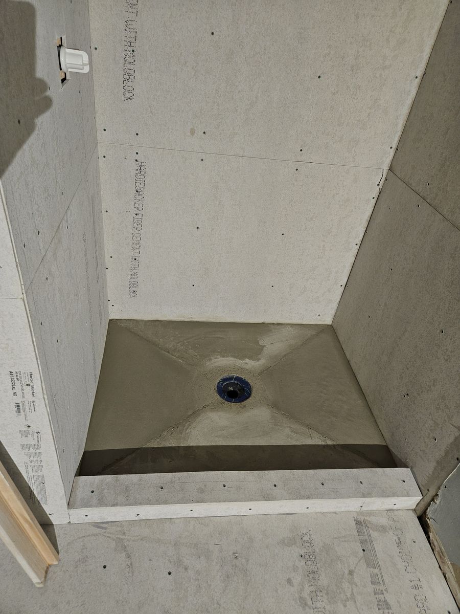Main image 168