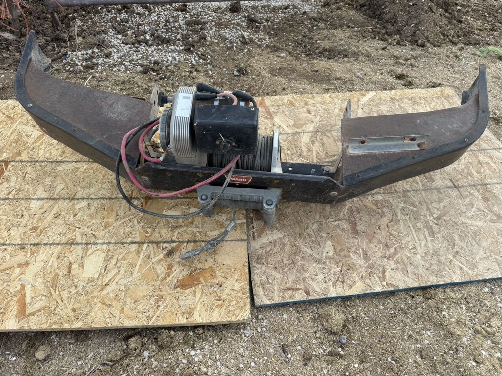 Warn 8000 lb Winch