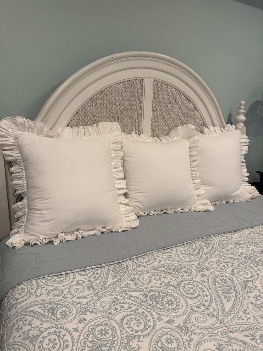 Throw Pillows - 26”