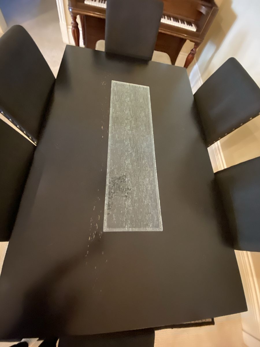 Main image 4