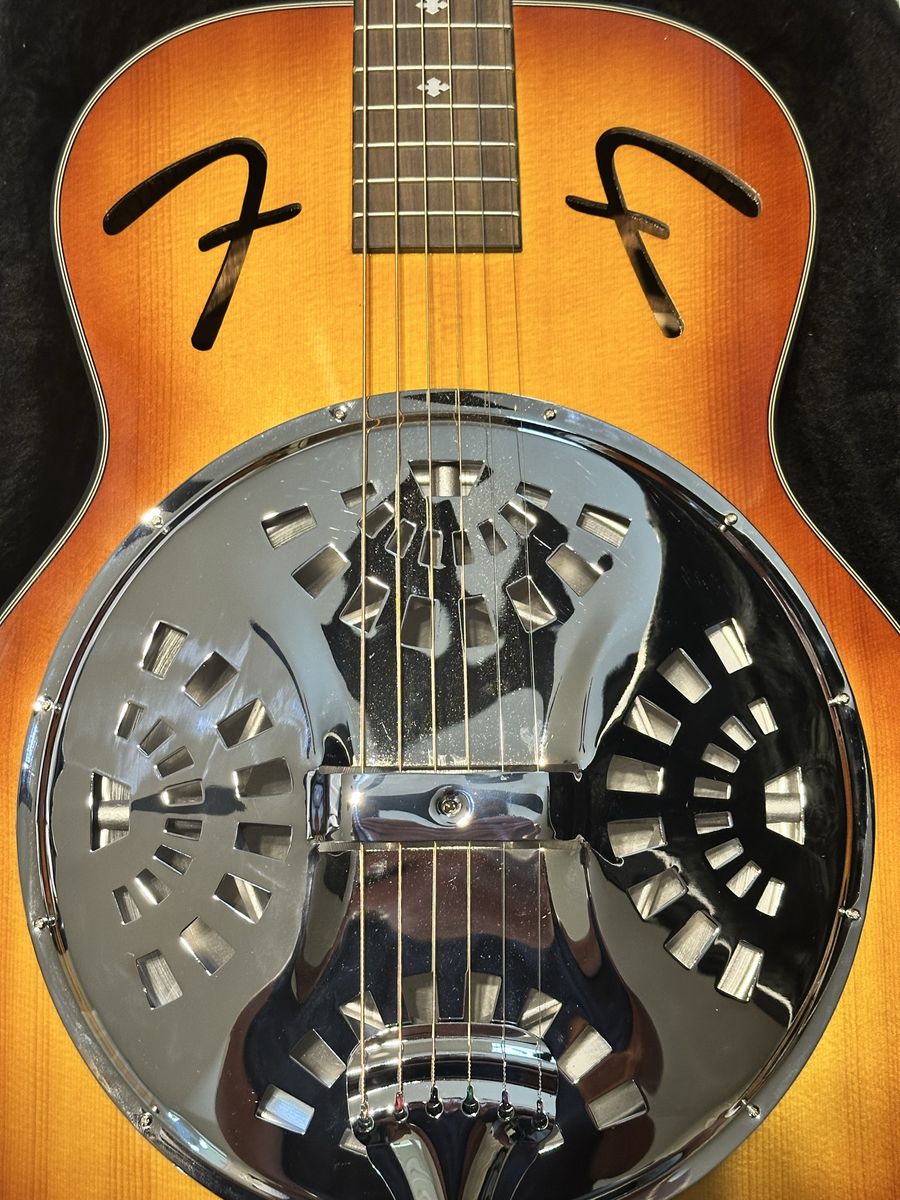 Main image 2