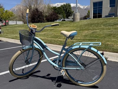Huffy Nel Lusso 26” Cruiser Bike