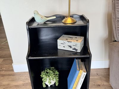CUte Wooden 3shelf Side Table