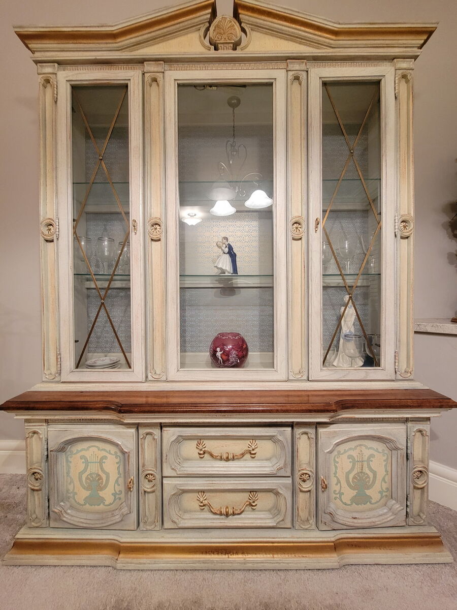 FRENCH ITALAN WHITE ANTIQUE CHINA HUTCH 2 PIECED LIKE NEW GORGEOUS