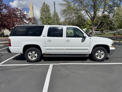 2002 CHEVROLET SUBURBAN 1500 LT