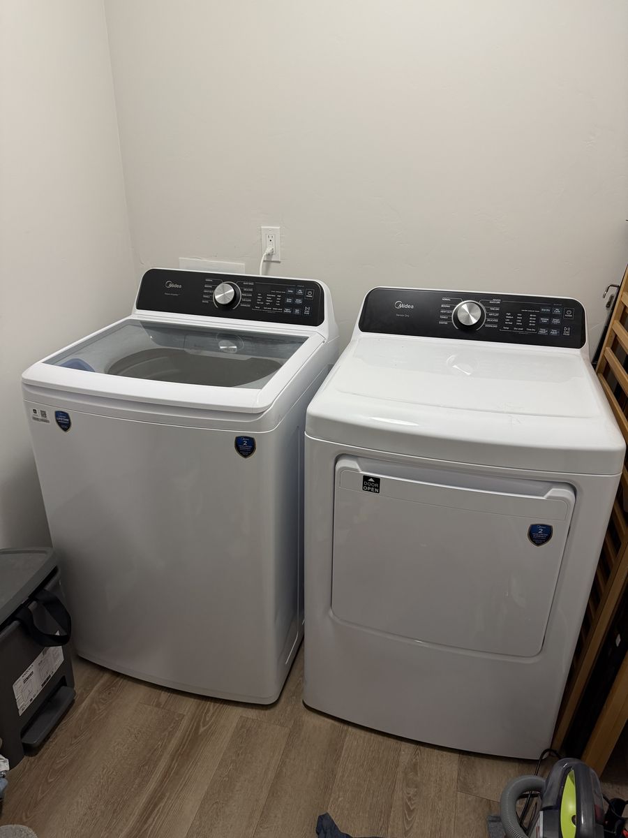 Midea Washer/Dryer Pair