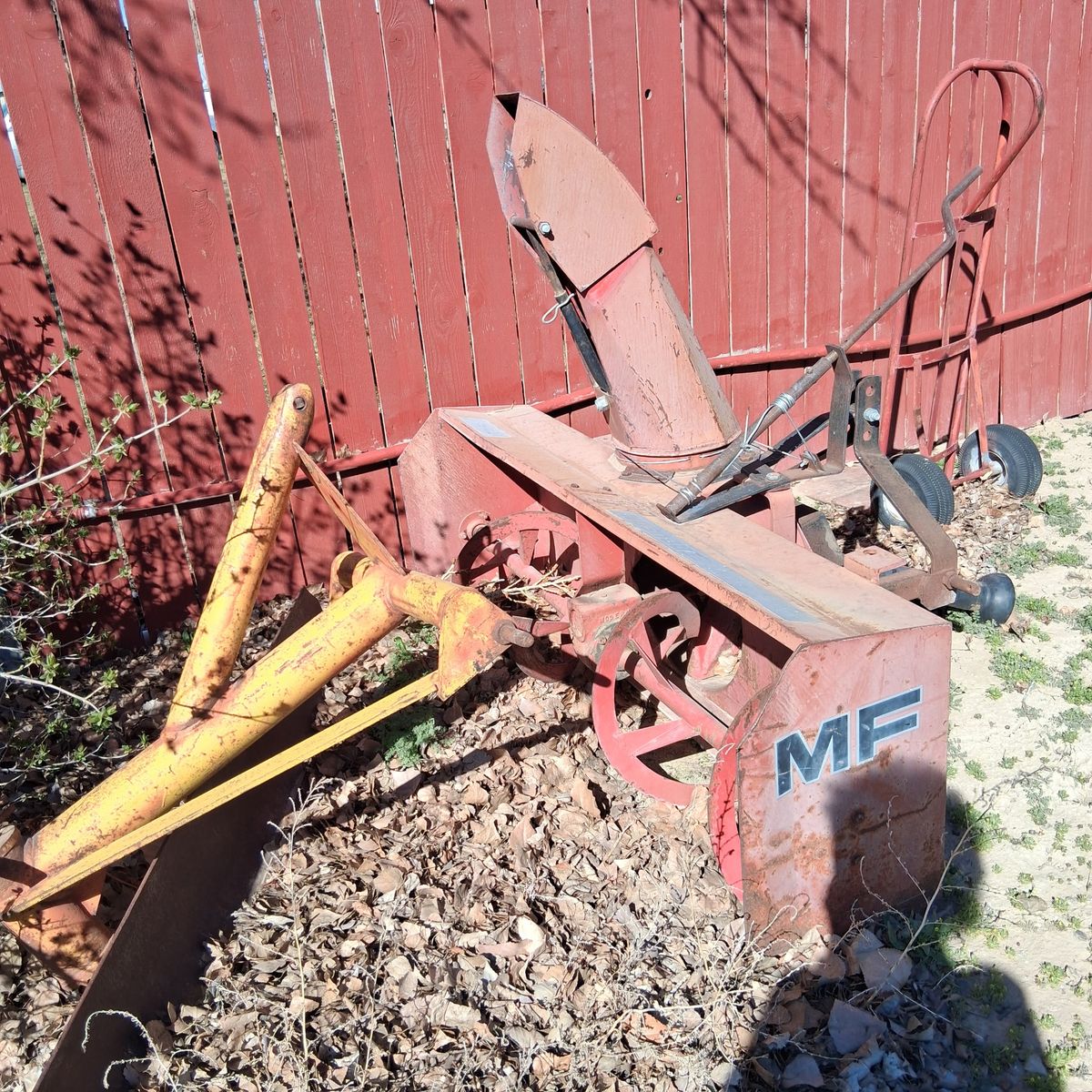 Main image 13