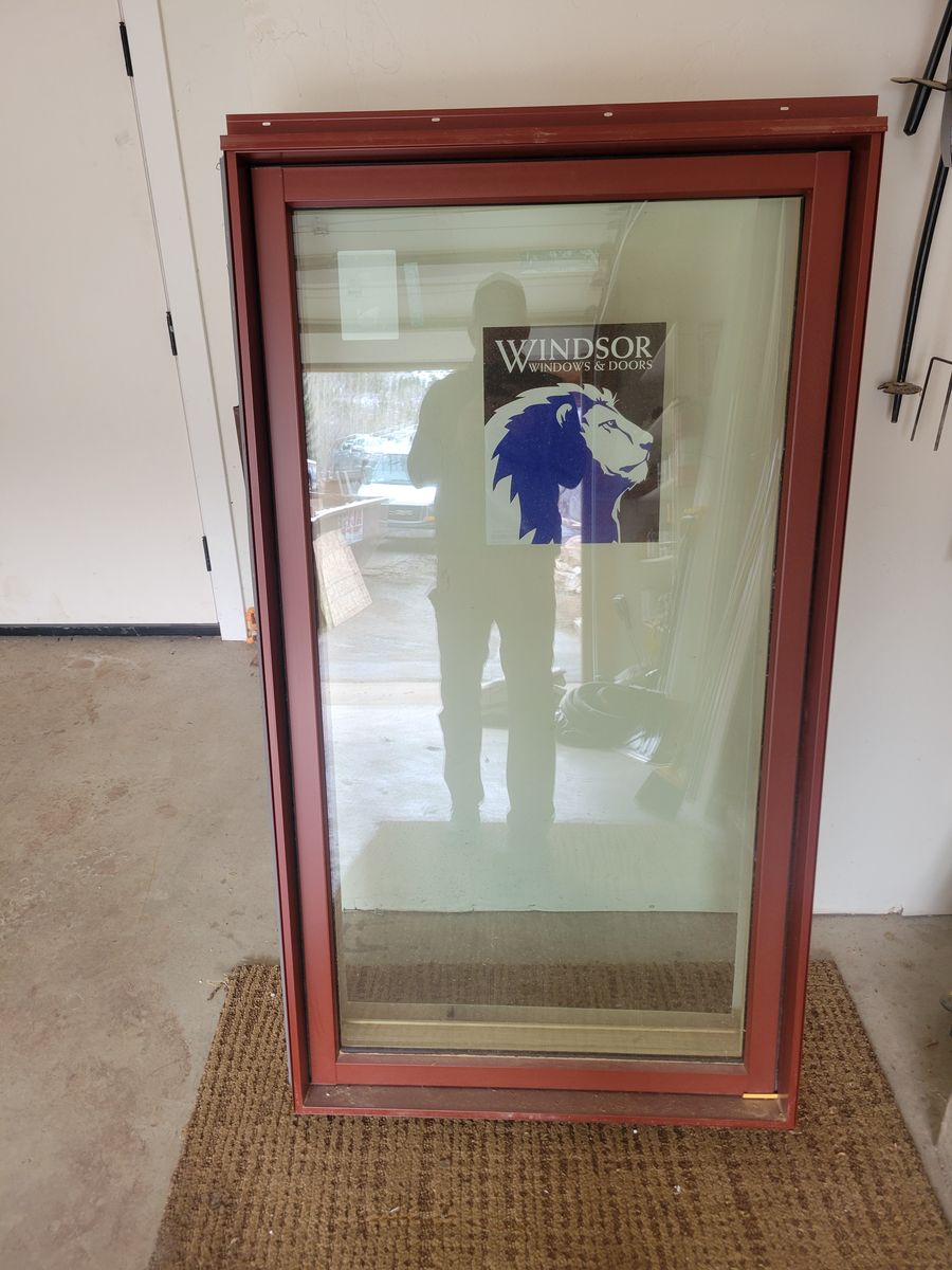 Windsor Pinnacle series casement window