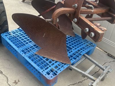 Heavy duty older plow