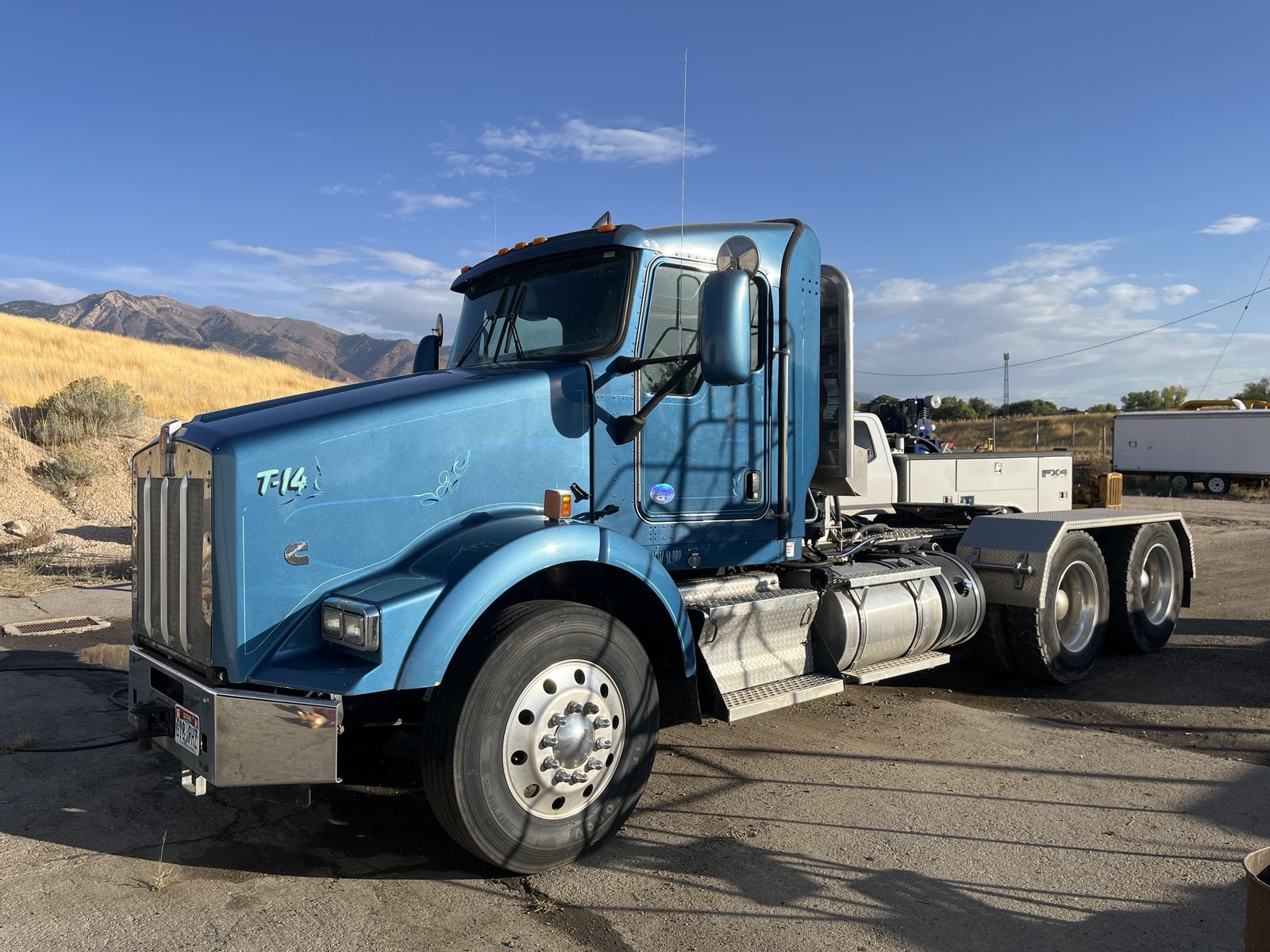 2015 Kenworth T800 day cab
