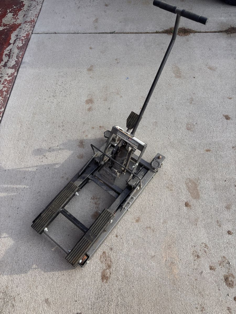 Motorcycle jack
