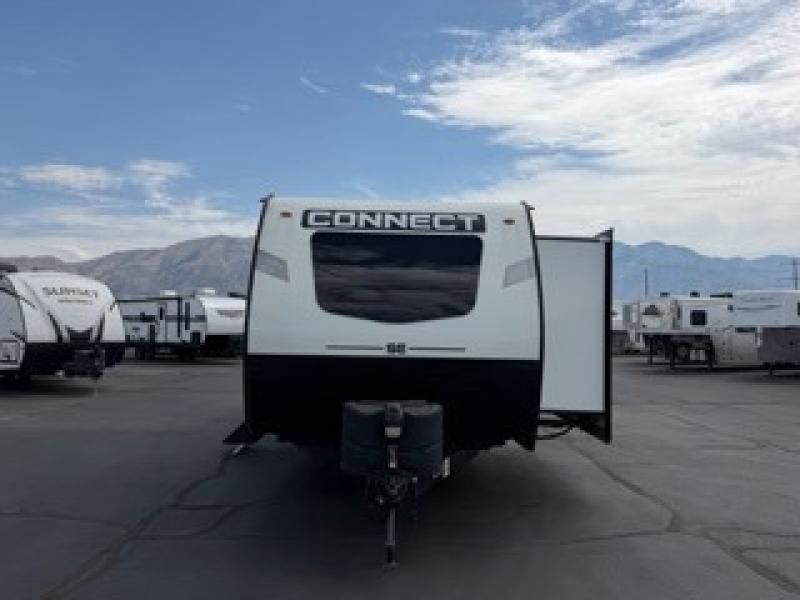 Used 2023 KZ Connect SE C221FKKSE