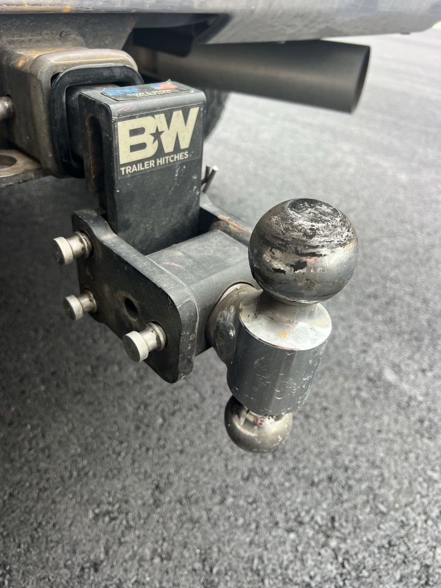 B&W Hitch