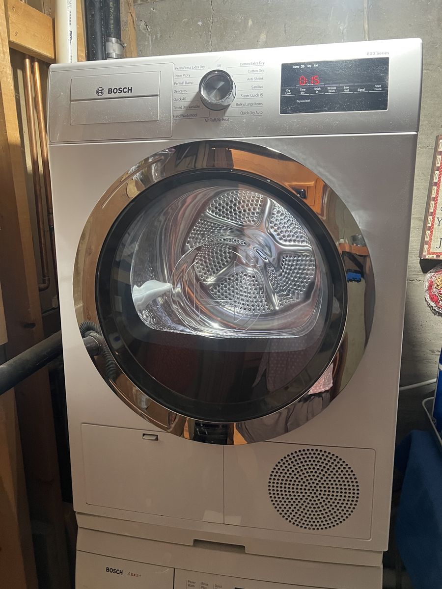Bosch 800 Series Compact Ventless Electric Dryer – WTG86402UC