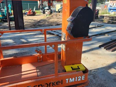 2019 snorkel tm12e vertical mast lift