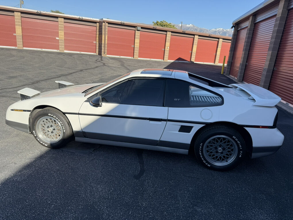 1987 Pontiac Fiero GT