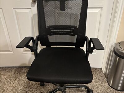 8 Office Chairs