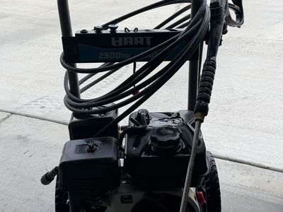 HART 2500 PSI Gas Pressure Washer with Spray Wand and Hose