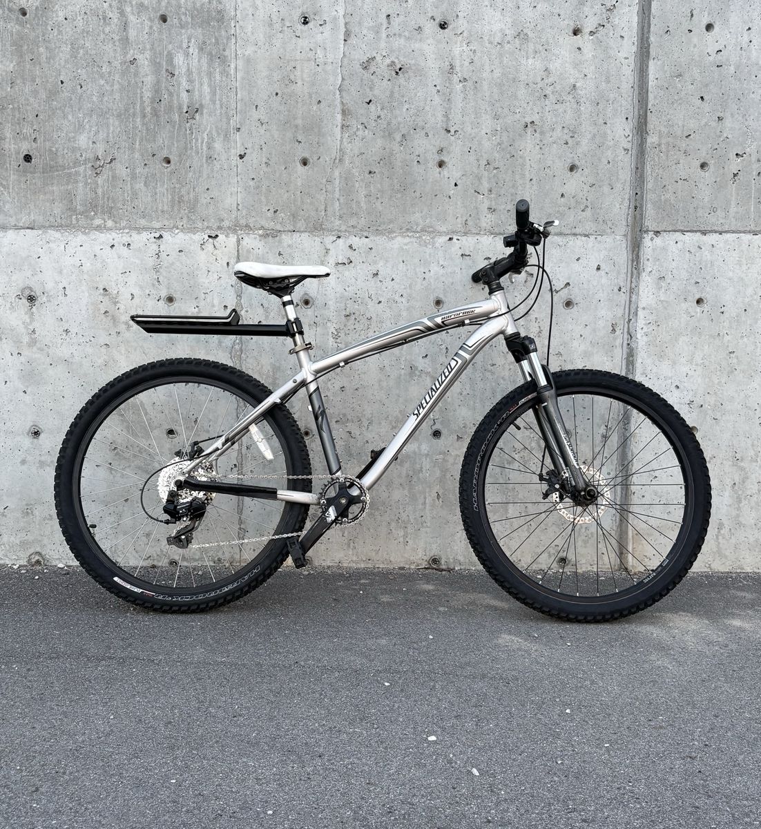 Specialized Hardrock – 17” (5’4-5’9) Frame – upgraded 1x7 Commuter / City Bike/ MTB free delivery