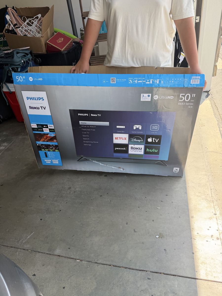 Philips 50" 6643 Series 4K UltraHD Roku Smart TV - New in Box