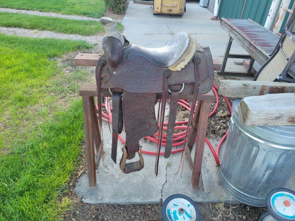 Western Saddle