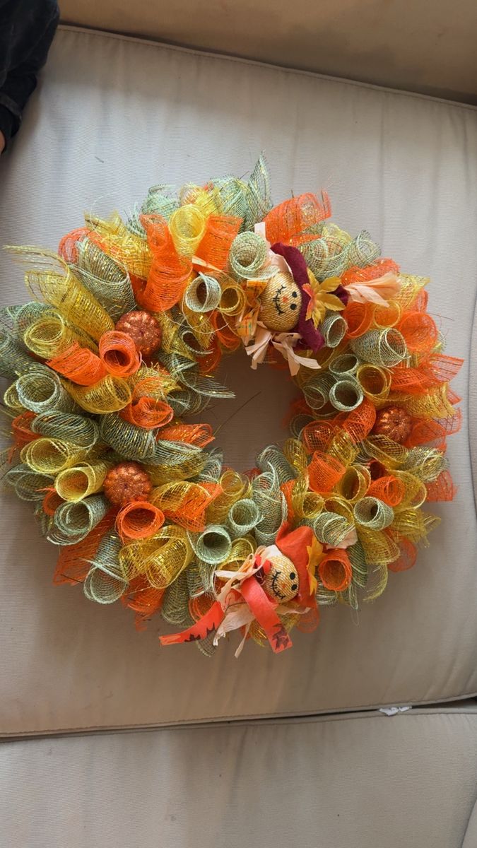 Customizable fall wreath