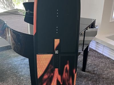 Hyperlite Baseline Wakeboard - 2024 Series - Excellent Condition with Fins