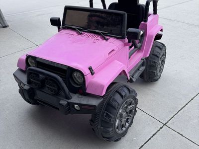 Pink Jeep Powerwheels