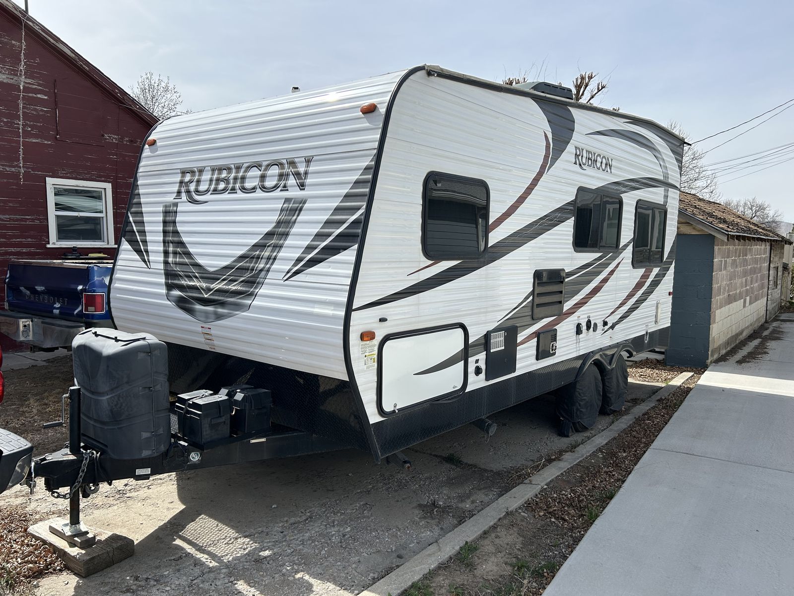 2015 dutchman Rubicon 1905