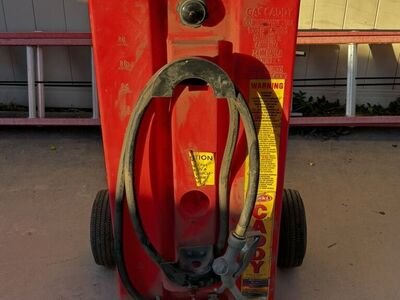 Used 28 gallon Gas Caddy
